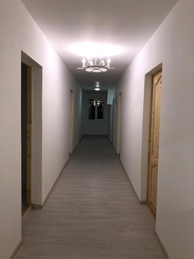 Гостевой Двор Дамира Hotel Pizunda Esterno foto