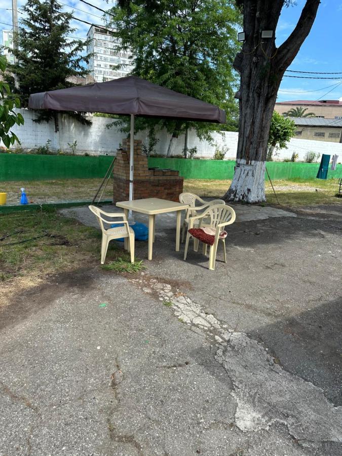 Гостевой Двор Дамира Hotel Pizunda Esterno foto
